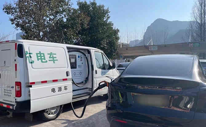 什邡汽车搭电