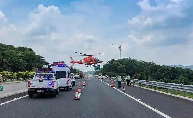 什邡高速公路汽车救援案例
